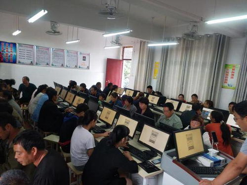 南召縣皇后鄉(xiāng) 技能培訓(xùn)提升脫貧成色，計(jì)算機(jī)技術(shù)培訓(xùn)助力鄉(xiāng)村振興